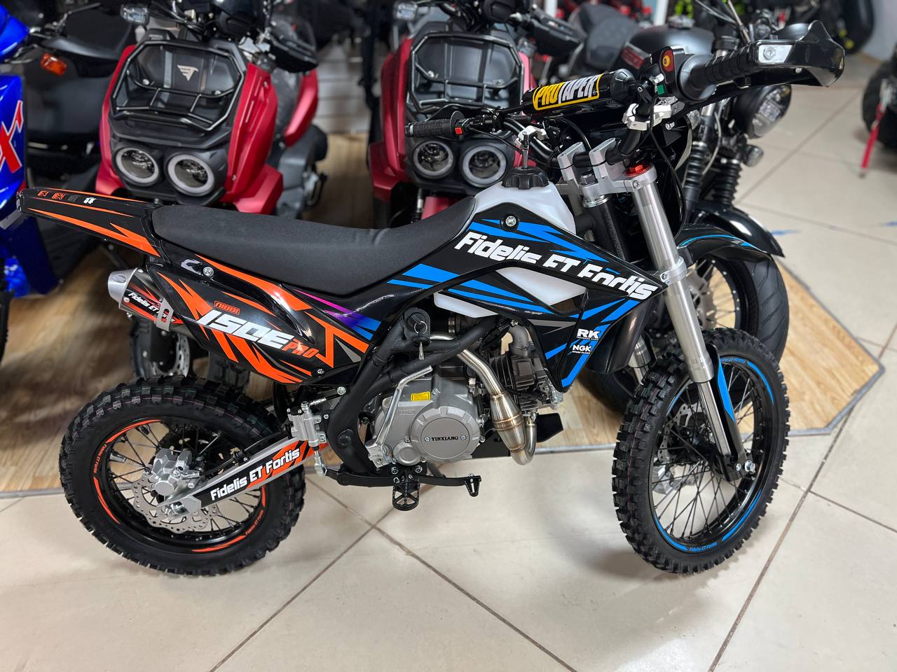 Мотоцикл (питбайк) PROMAX FIDET (ФАЙДЕТ) 190E PRO 17/14 в Курске