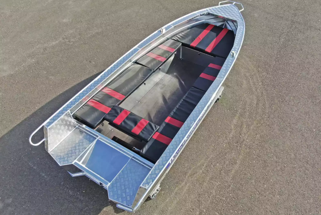 Алюминиевая лодка Wyatboat-390РМ увеличенный борт в Курске
