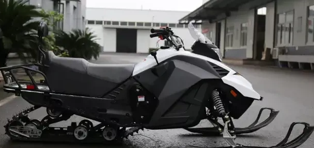 Снегоход ULAR 220 в Курске