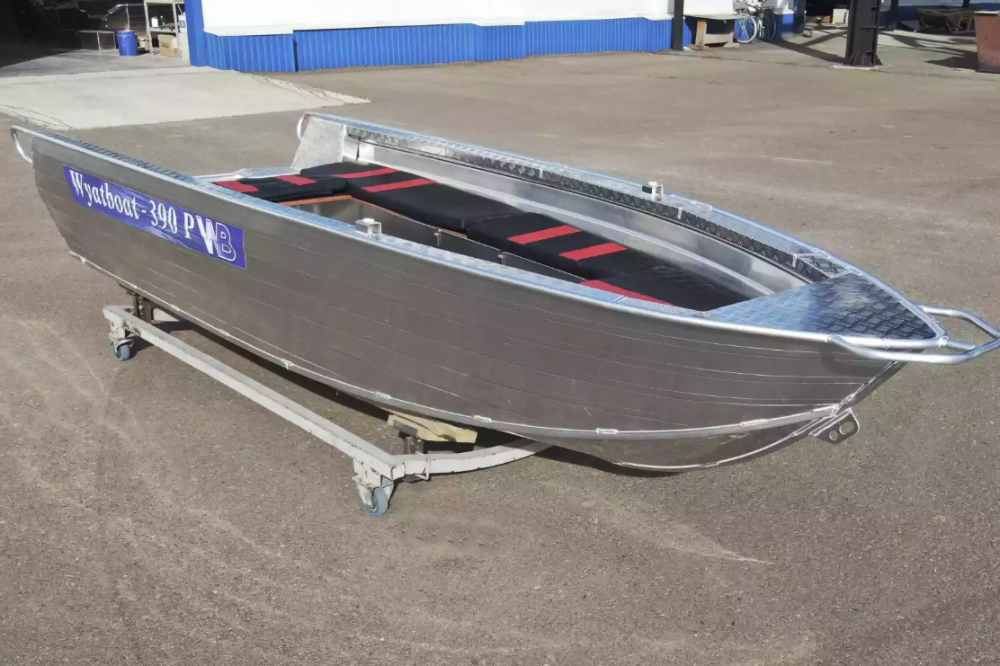 Алюминиевая лодка Wyatboat-390РМ увеличенный борт в Курске