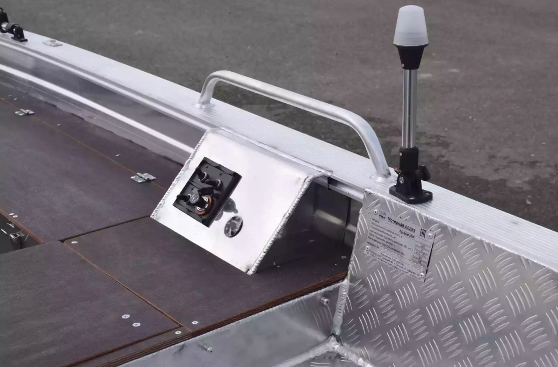 Алюминиевая лодка Wyatboat-390РМ в Курске