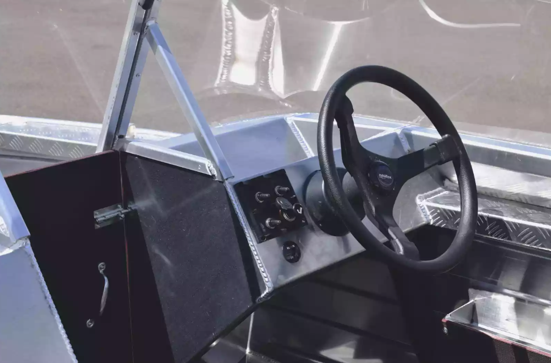 Алюминиевая лодка Wyatboat-390 DCM в Курске