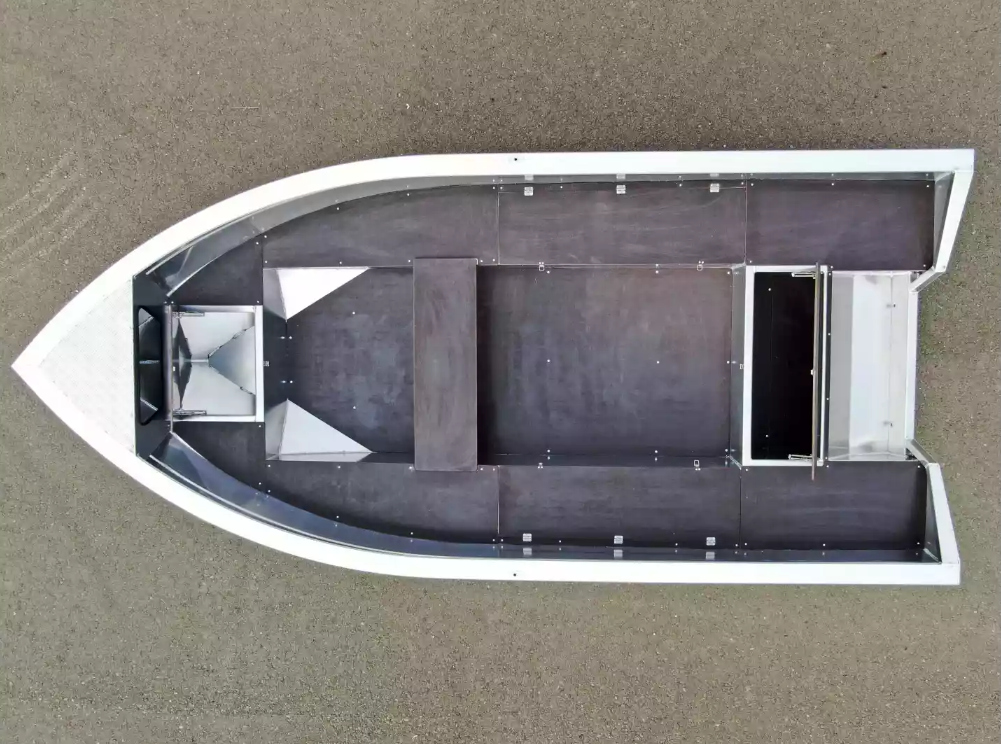 Алюминиевая лодка  Неман-420 в Курске