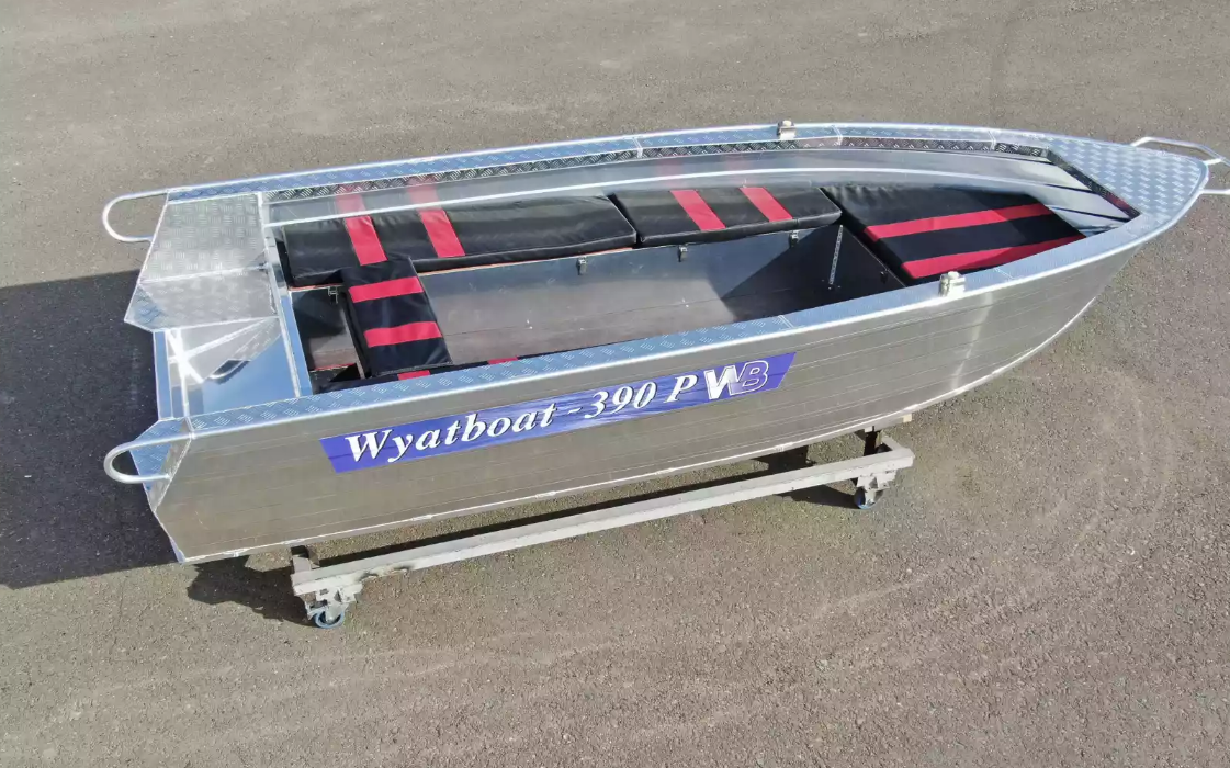 Алюминиевая лодка Wyatboat-390РМ увеличенный борт в Курске
