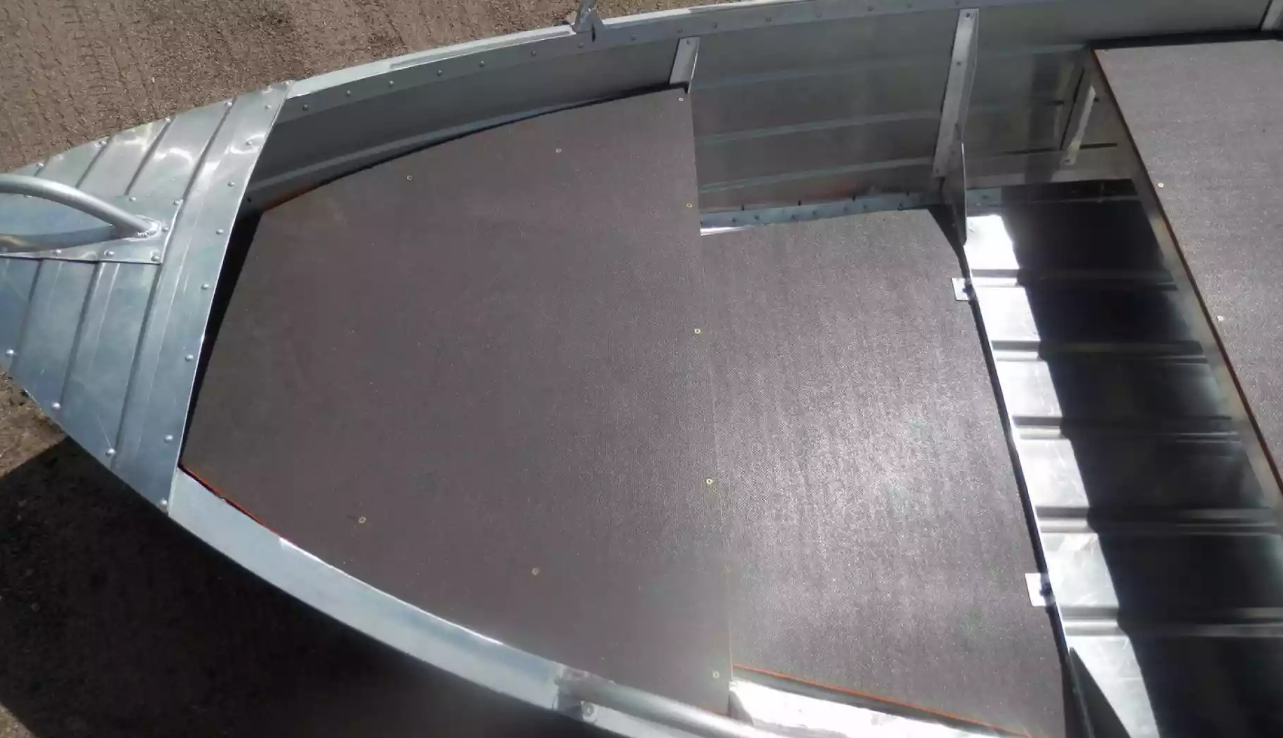 Алюминиевая лодка Вятка-Профи 32 в Курске