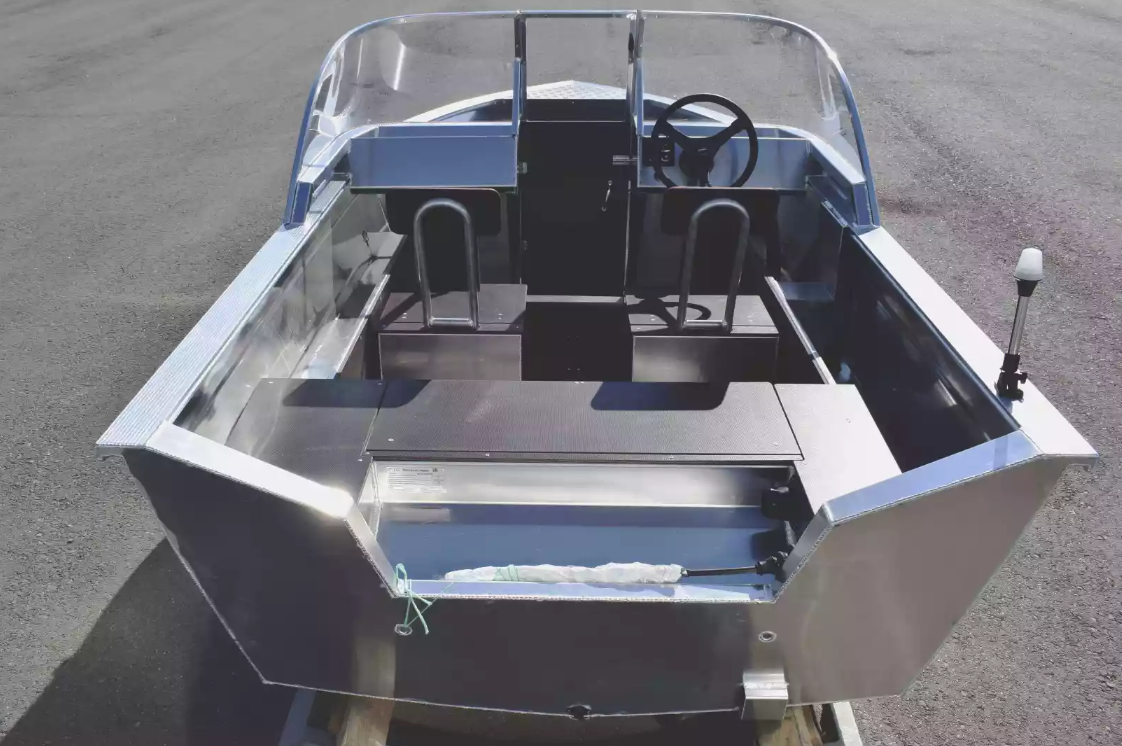 Алюминиевая лодка  Неман-400 DCM в Курске