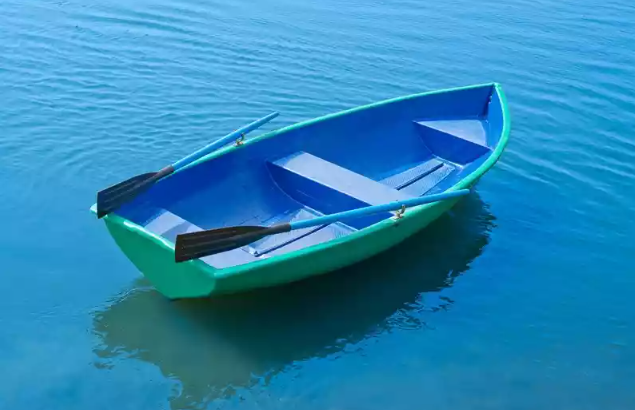 Стеклопластиковая лодка Дельфин в Курске