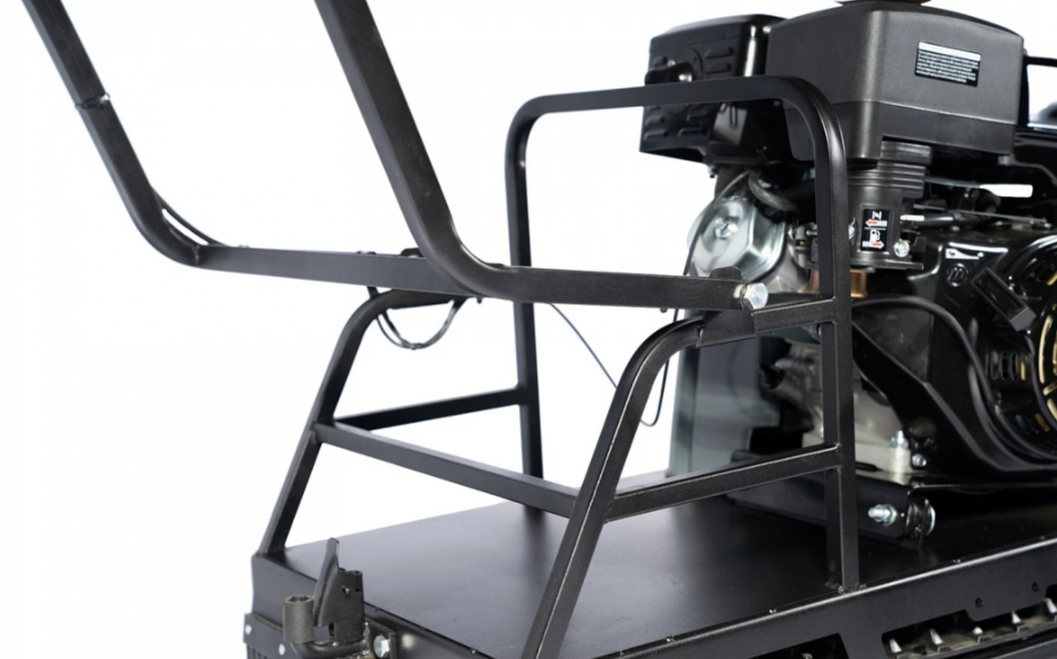 Мотобуксировщик БУРЛАК-M2 LFS 15 л.с. с эл/зап (передний привод, склизы) в Курске