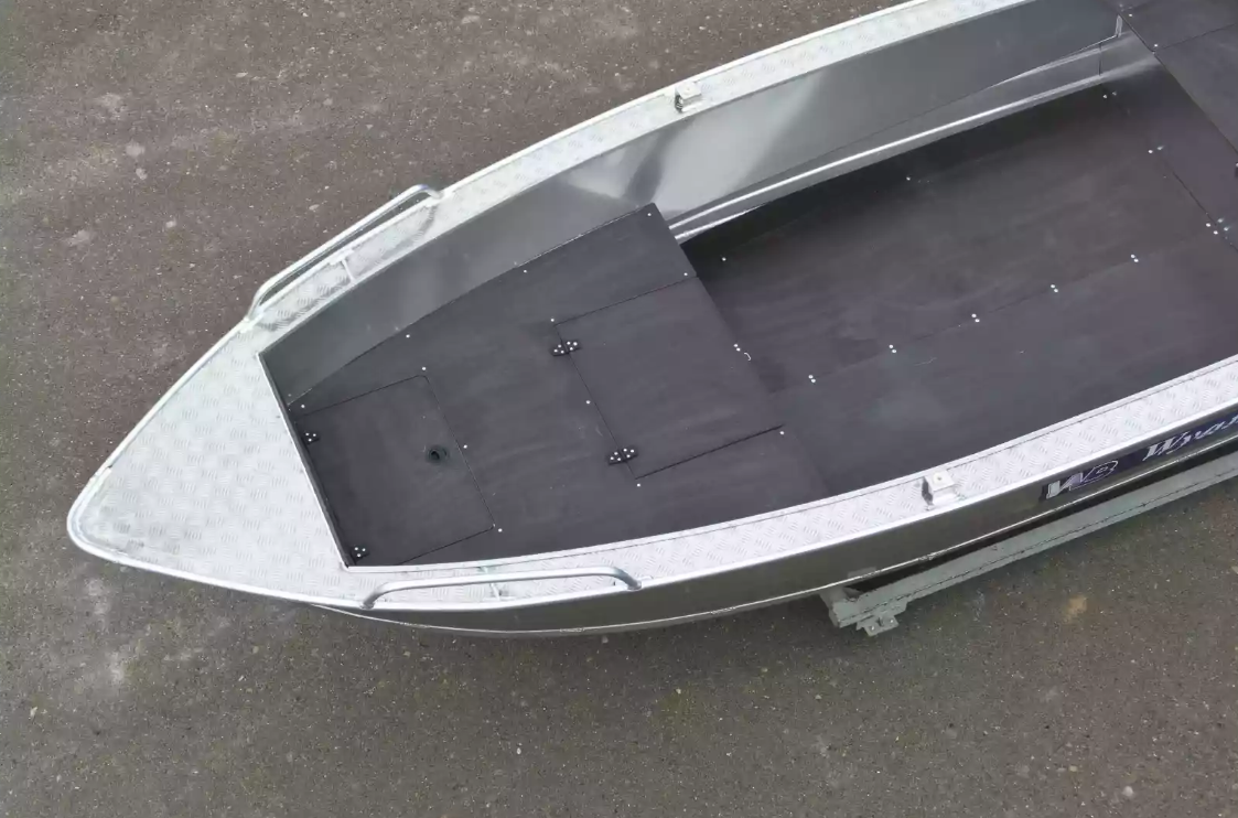 Алюминиевая лодка  Wyatboat-430М FISH в Курске