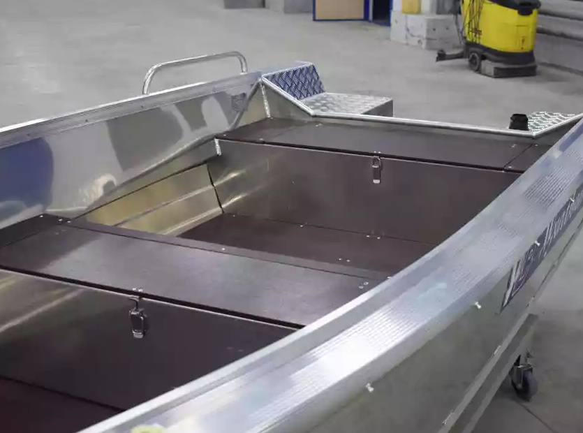 Алюминиевая лодка  Wyatboat-430 Р в Курске