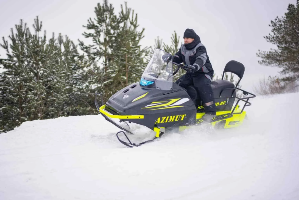 Миниснегоход Бурлак Азимут 24 л.с. , эл.запуск, реверс, тормоз гидравл, капот черный в Курске