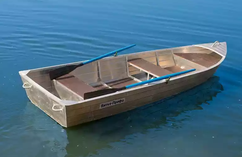 Алюминиевая лодка Вятка-Профи 32 в Курске
