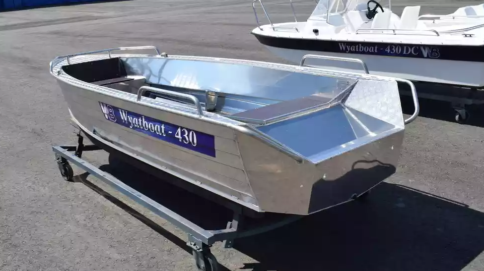 Алюминиевая лодка  Wyatboat-430М в Курске