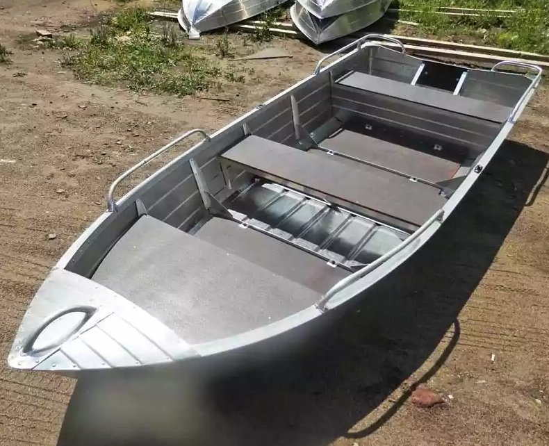 Алюминиевая лодка Вятка-Профи 37 в Курске