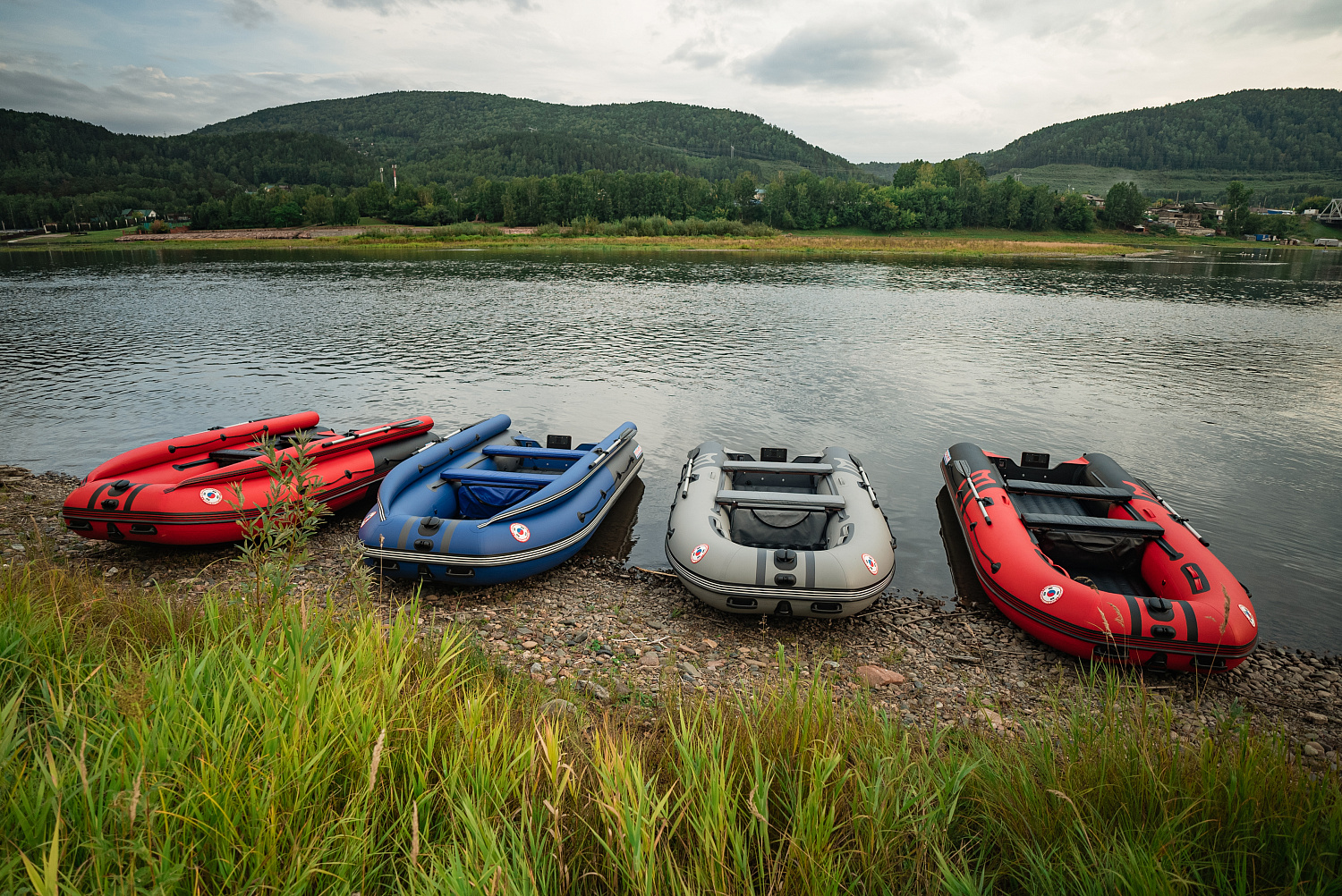 Лодка MISHIMO RIVER FJET PRO 430  под водомет в Курске