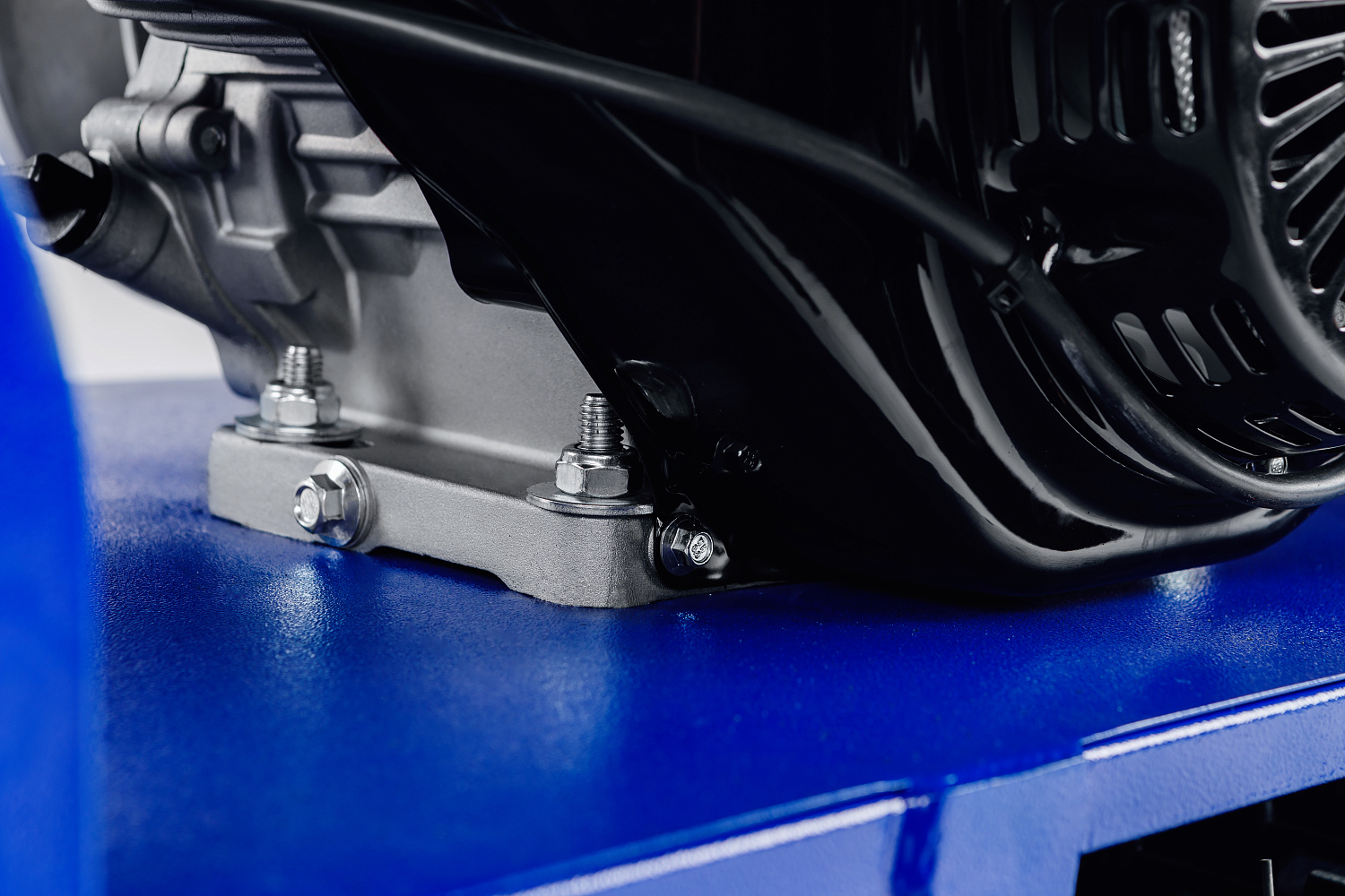 Мотобуксировщик SNOW DOG 17 с эл. запуском (DINKING) в Курске