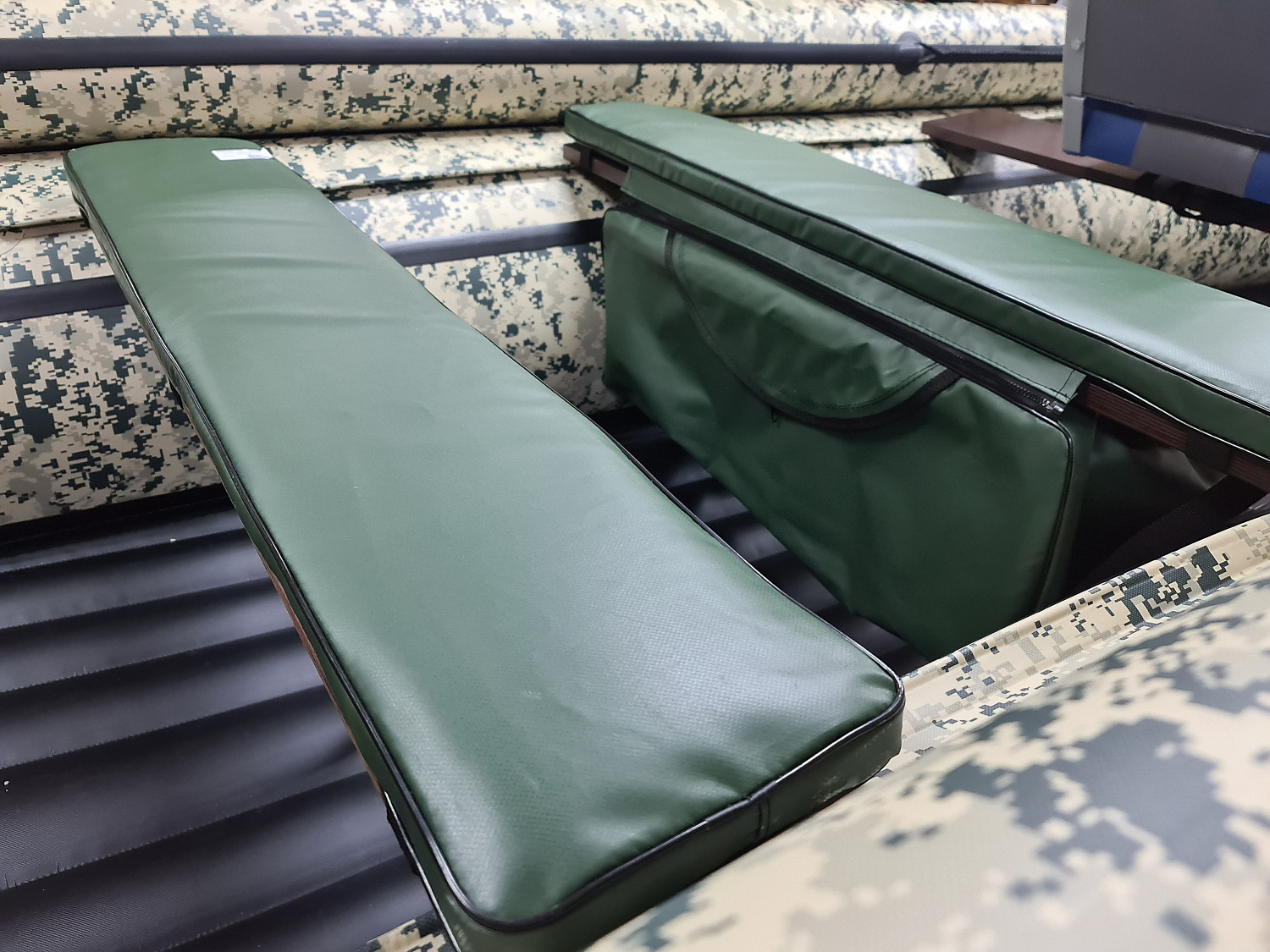 КОМПЛЕКТ МЯГКИХ НАКЛАДОК С СУМКОЙ ДЛЯ ЛОДОК 110Х20 ЗЕЛЕНЫЙ в Курске